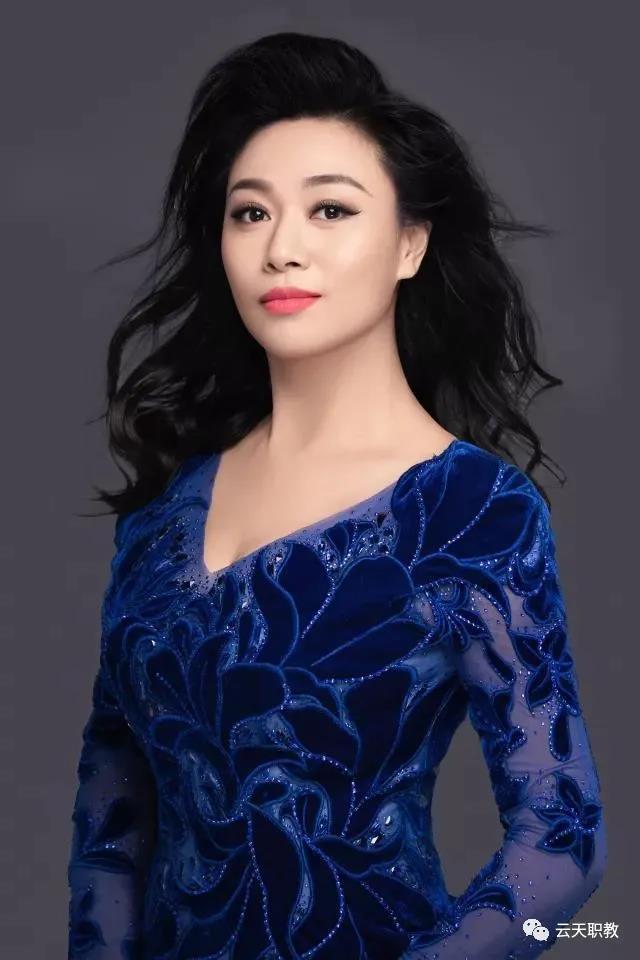 中国十大女中音歌唱家陈冠馥